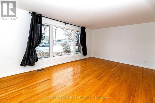 Building Photo - 3 Farlane Blvd