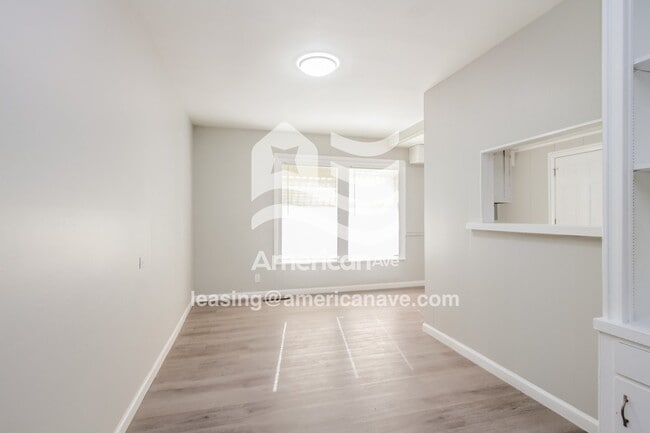 Foto del edificio - 3918 N Webster Ave