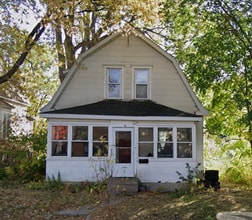 Building Photo - 250 N Irving Ave