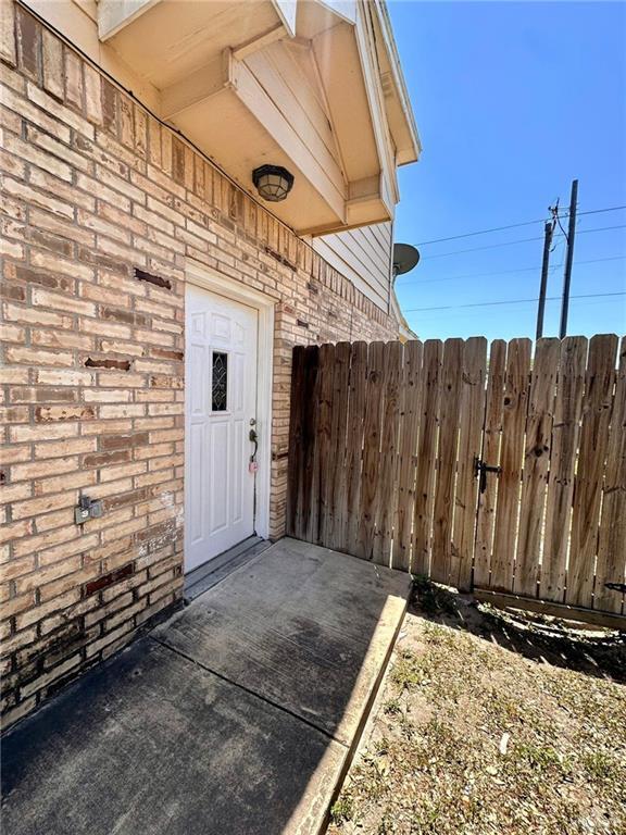 Building Photo - 23 Phoenix St