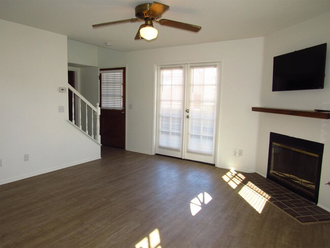 Building Photo - 5058 Narragansett Ave