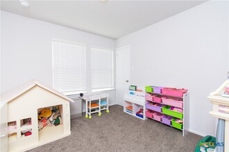 Building Photo - 1307 Prospector Trl