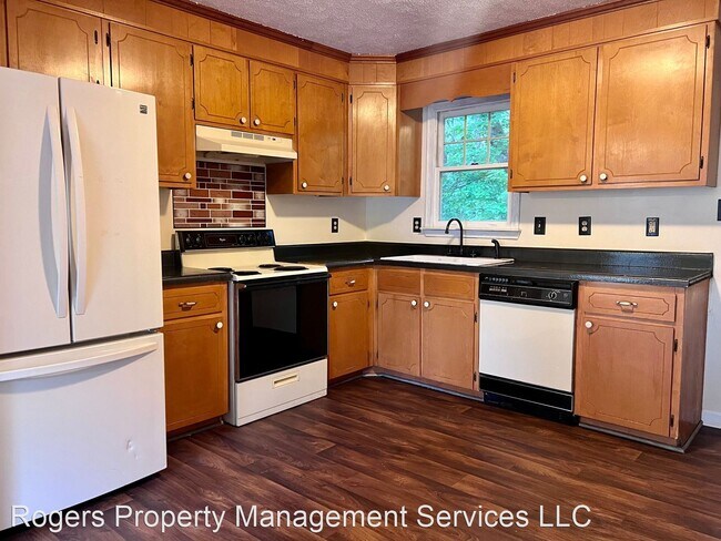 Building Photo - 3 br, 2 bath House - 316 Apple Street