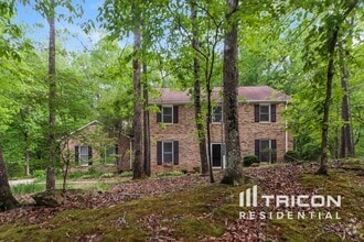Building Photo - 115 Creekside Trail