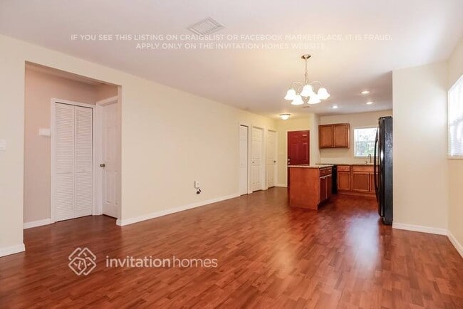 Building Photo - 2512 Casilla Way S