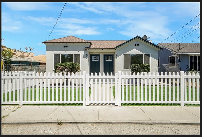 Building Photo - 200 N Willow Ave