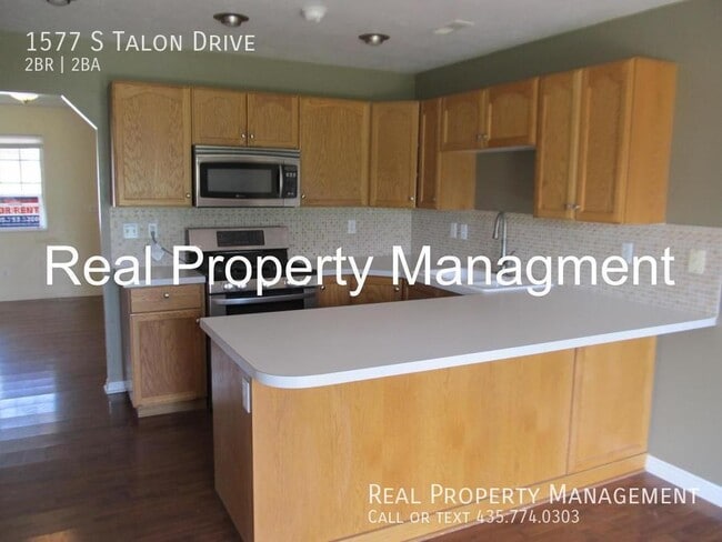 Building Photo - 1577 Talon Dr