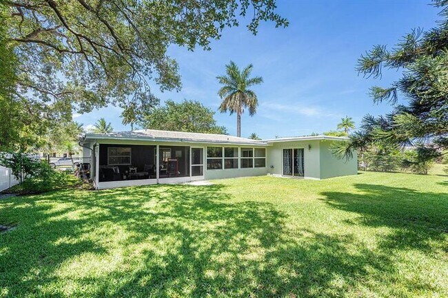 Foto del edificio - 1132 SW 14th St