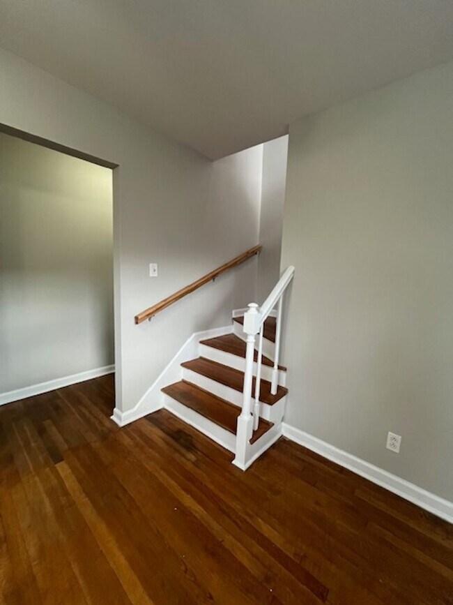 Foto del edificio - 1503 Roanoke Rd