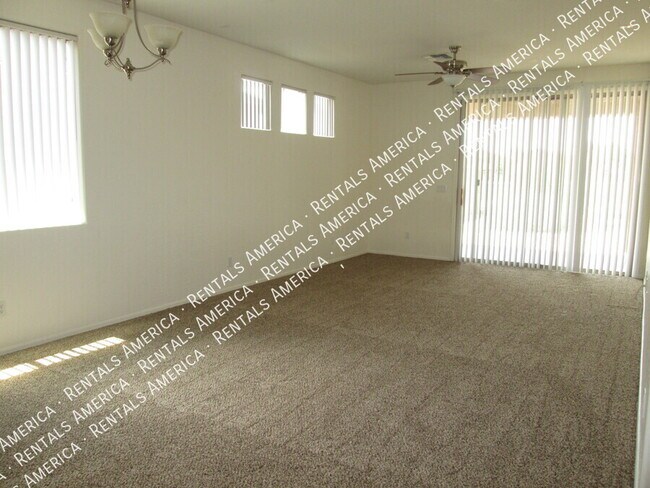 Foto del edificio - 5614 W Lydia Ln