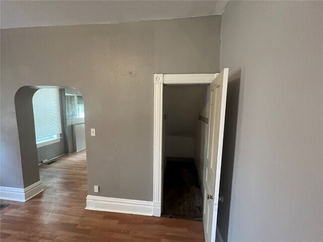 Foto del edificio - 3135 Chippewa St