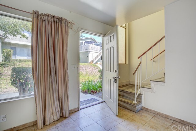 Building Photo - 2135 E Aroma Dr