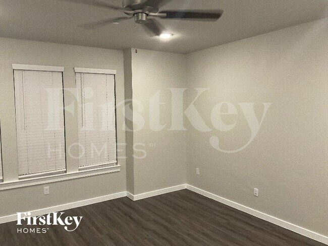 Foto del edificio - 18435 Idyllic Aly