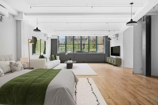 Building Photo - 239 Banker St