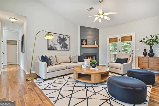 Building Photo - 14 Bryan Springs Rd SW