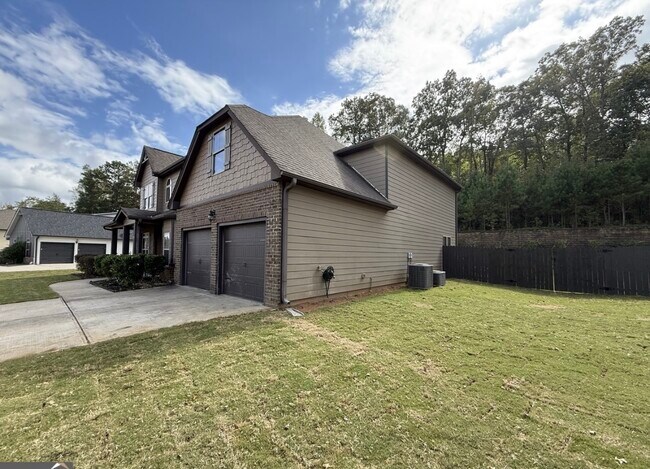 Foto del edificio - 310 Savannah Dr