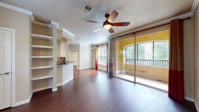 Foto del edificio - 8539 Gate Pkwy W