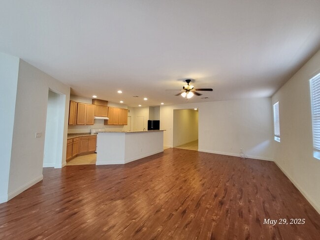 Building Photo - 8279 Pearl Diver Ct