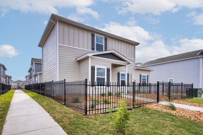 Building Photo - 6009 Cooper Cash