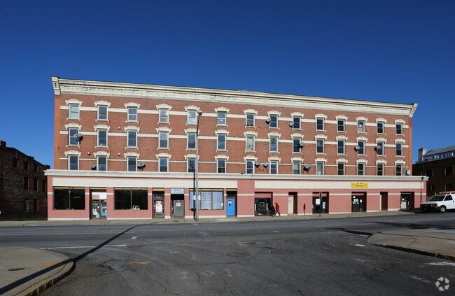 Building Photo - 72-84 E Main St