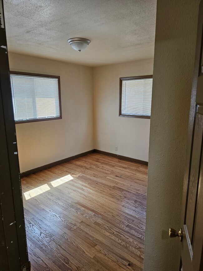 Foto del edificio - 7825 W Hampton Ave