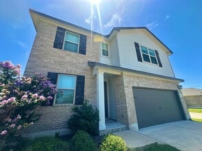 Building Photo - 13703 Primrose Petal Dr