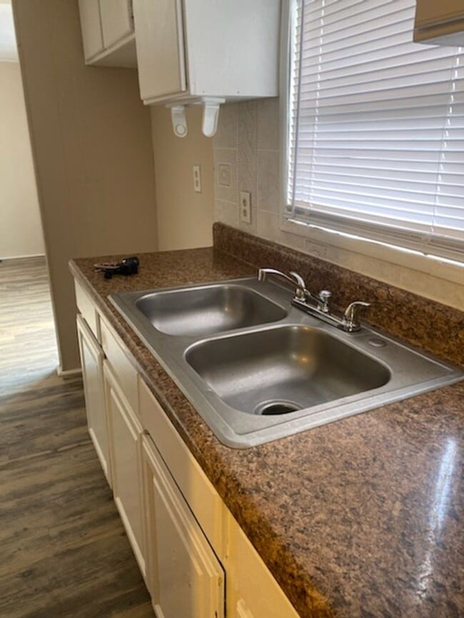 Building Photo - Two Bedroom One Bath Manufactured Home