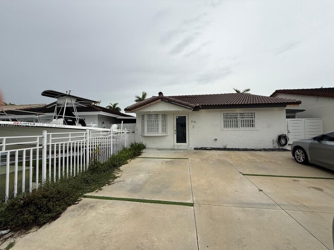 Building Photo - 8738 NW 116th Terrace