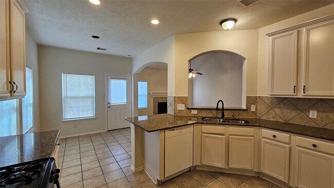 Foto del edificio - 1806 Vernal Glen Cir