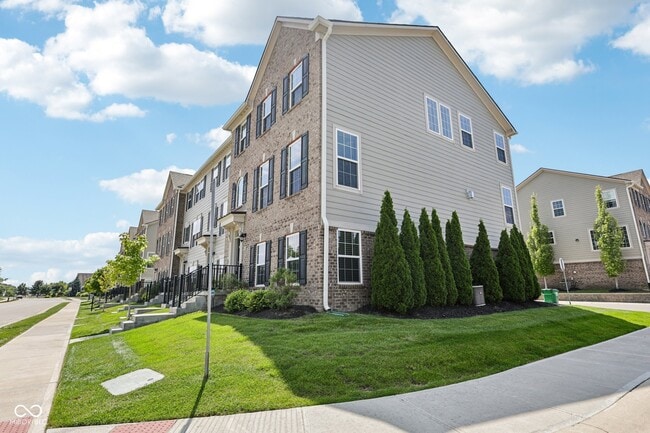 Foto del edificio - 17285 Dallington St