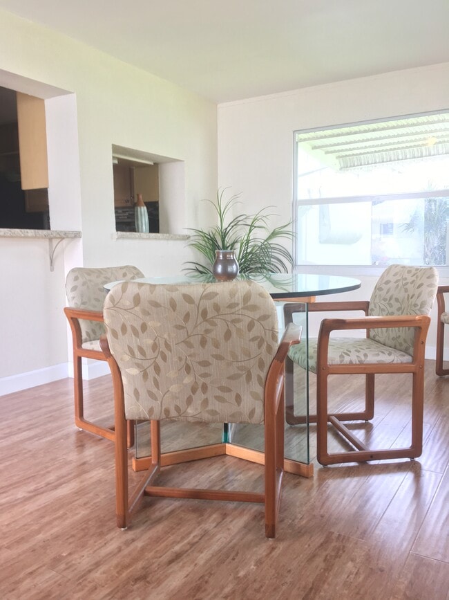 Foto del edificio - 123 SW 13th St