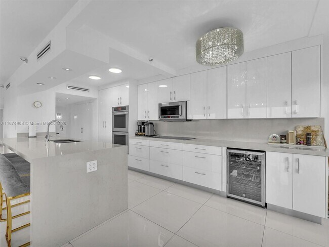 Foto del edificio - 19707 Turnberry Way