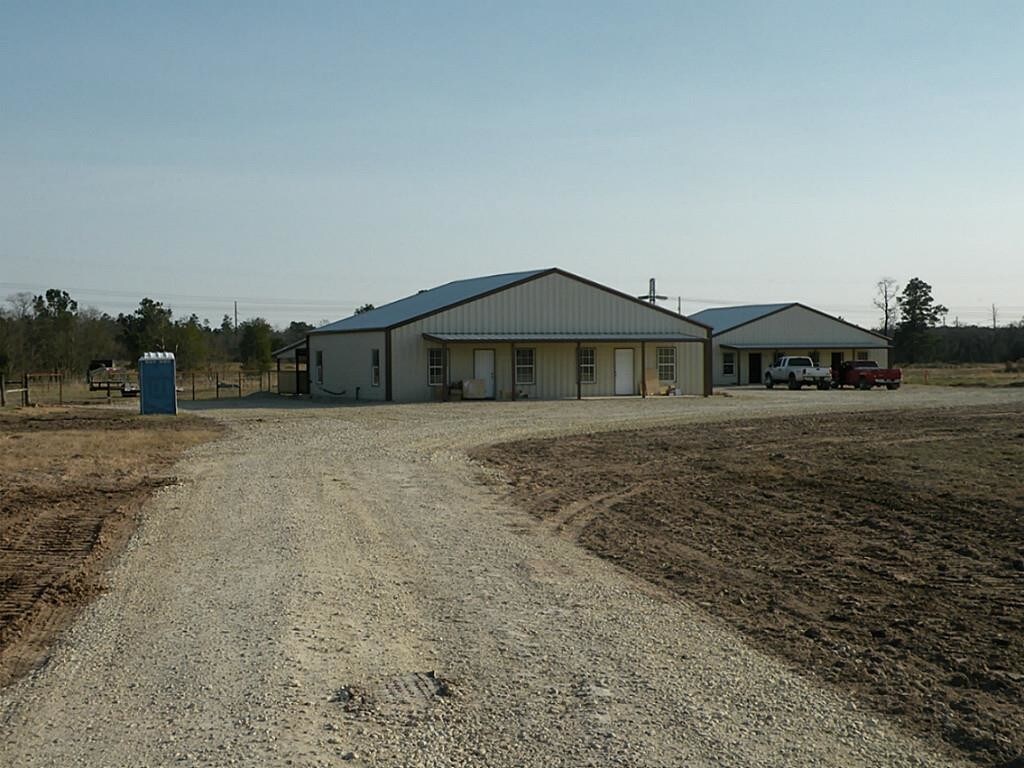 Primary Photo - 875 FM 1696