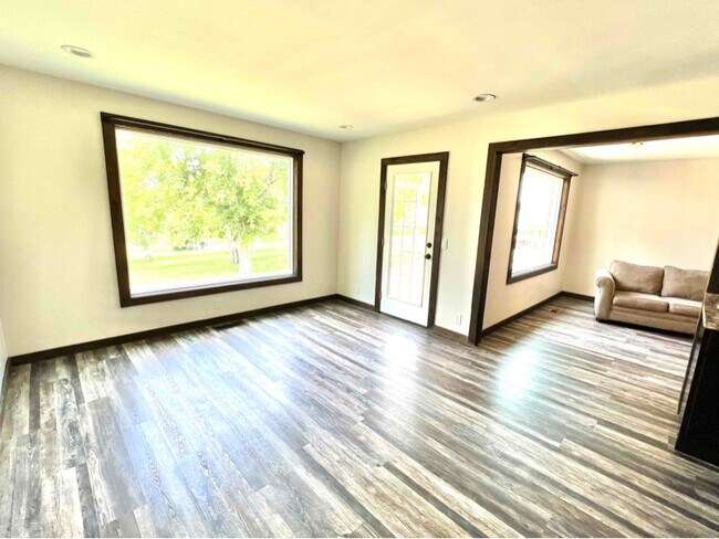 Foto del edificio - 296 Anderson Ln