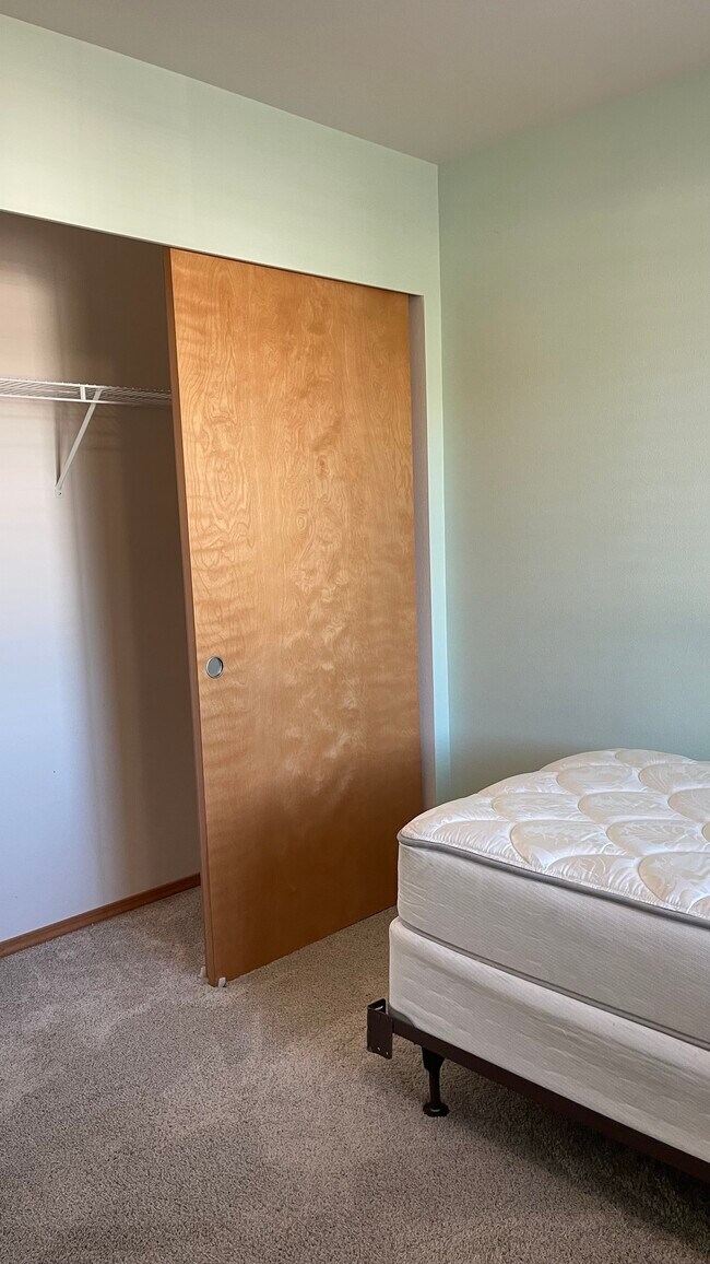 Foto del edificio - 1740 NW Almond Loop