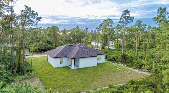 Building Photo - 729 Giorgio Ave