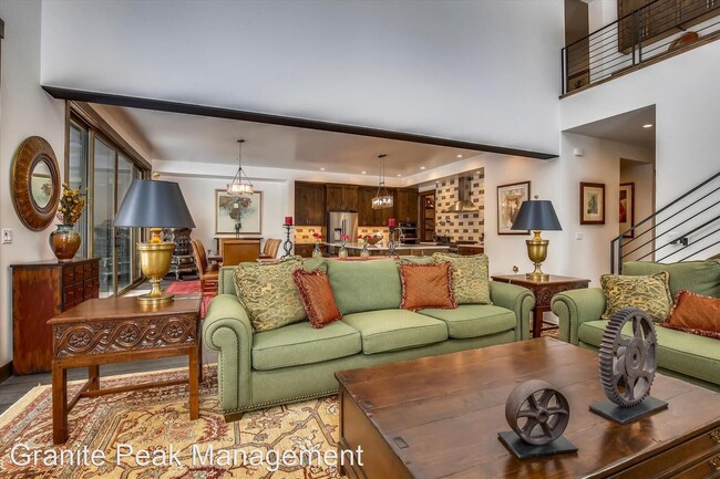 Building Photo - 4 br, 3 bath House - 10137 Corrie Court