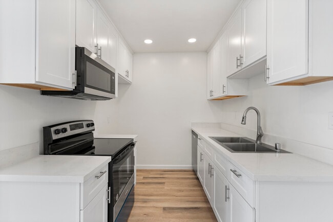 Building Photo - Willis Apartments