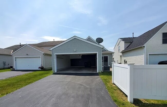 Foto del edificio - 5980 Pennington Creek Dr