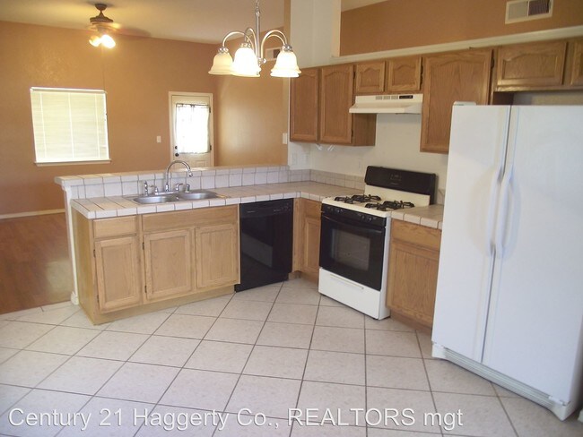 Foto del edificio - 4 br, 2 bath House - 12416 Jon Evans