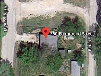 Building Photo - 250 Fairground St