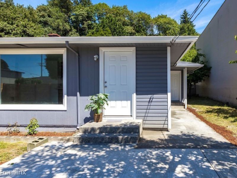 Foto principal - 3 br, 2 bath House - 514 Bridges Ave S