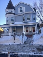 Building Photo - 27 Gaston St