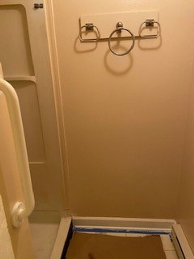 Interior Photo - 19 E State St. 10 Unit