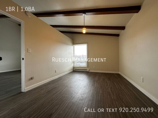 Foto del edificio - Spacious 1 Bedroom 1 Bath Apartment Availa...