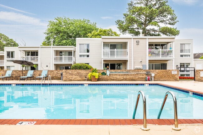 Building Photo - Woodberry Forest