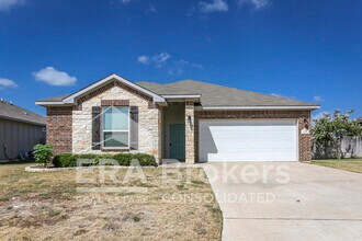 Building Photo - 1236 Grand Oak Trl