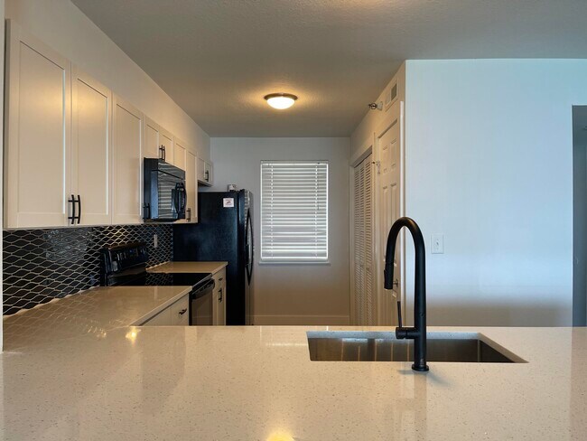 Building Photo - 9815 US-98
