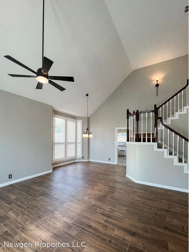 Building Photo - 4 br, 2.5 bath House - 1461 Rider Circle