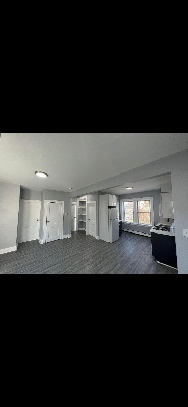 Primary Photo - 1101 S Wood Ave